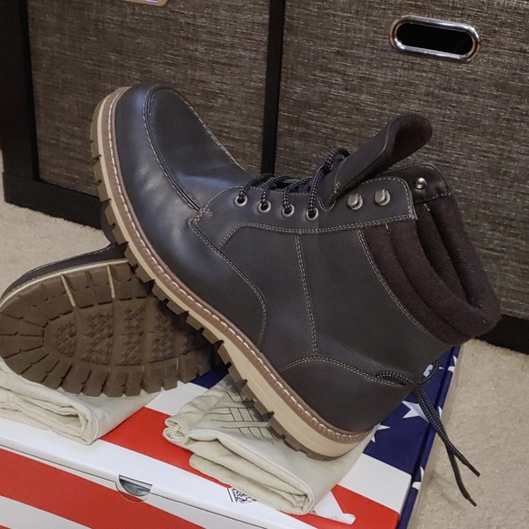 Selanna Moc Toe Hiker Boot - Picture 3 of 4